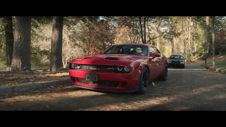 Dodge Challenger SRT Red Car of Pierce Brosnan as Billy McDermott in The Out-Laws (2023) - 382775