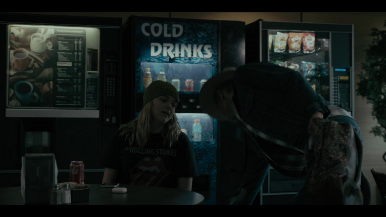 Lipton, Coca-Cola and Gatorade Drinks in Justified: City Primeval S01E03 "Backstabbers" (2023) - 385506