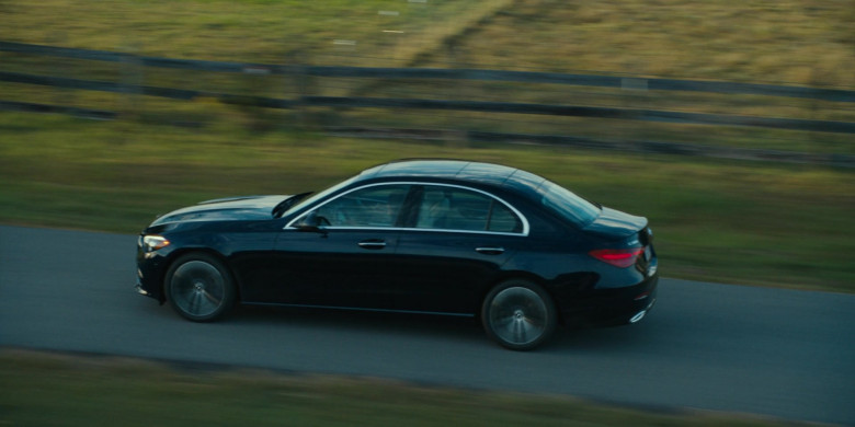 Mercedes-Benz C300 Car in Special Ops: Lioness S01E03 "Bruise Like a Fist" (2023) - 386550