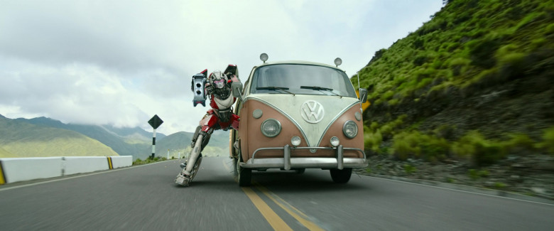 Volkswagen Type 2 Car / Wheeljack Autobot in Transformers: Rise of the Beasts (2023) - 383253