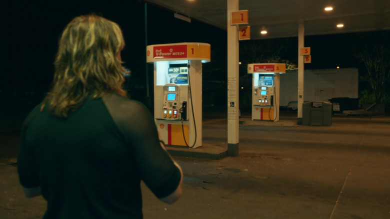 Shell Gas Station in The Righteous Gemstones S03E09 "Wonders That Cannot Be Fathomed, Miracles That Cannot Be Counted" (2023) - 386799