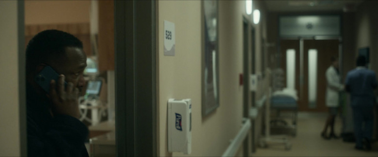 Purell Hand Sanitizer Dispenser in Tom Clancy's Jack Ryan S04E05 "Wukong" (2023) - 384029