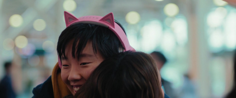 Razer Pink Headphones in Joy Ride (2023) - 385986