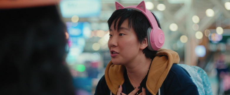 Razer Pink Headphones in Joy Ride (2023) - 385987