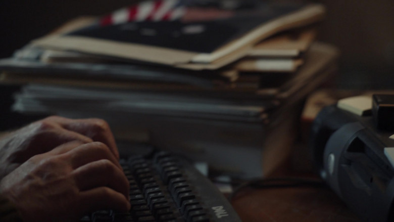 Dell PC Keyboard in This Fool S02E08 "The Bigger Man" (2023) - 386339