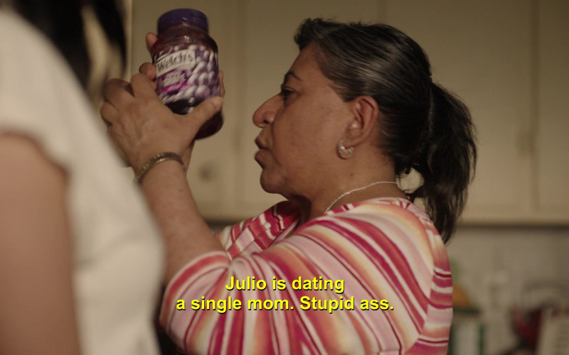Welch's Concord Grape Jelly in This Fool S02E07 "The Big Deal" (2023)