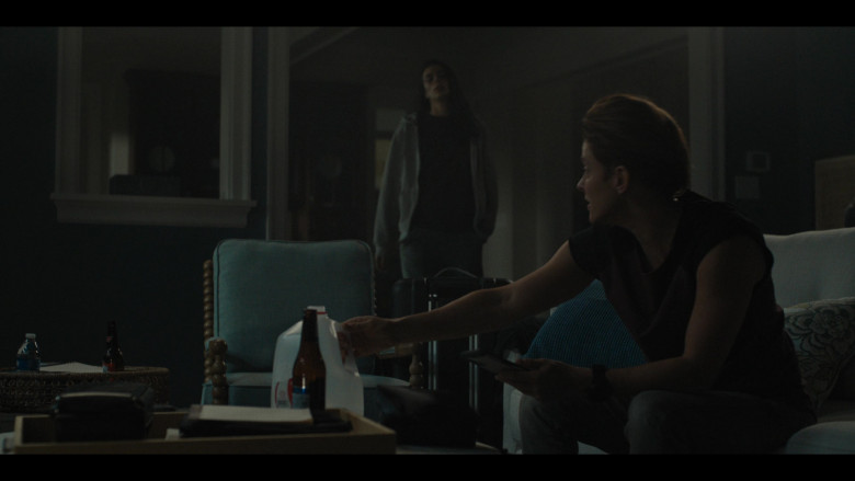 Budweiser Beer Bottle in Special Ops: Lioness S01E05 "Truth Is the Shrewdest Lie" (2023) - 389708