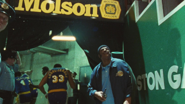 Molson Signs in Winning Time: The Rise of the Lakers Dynasty S02E01 "One Ring Don't Make a Dynasty" (2023) - 387663