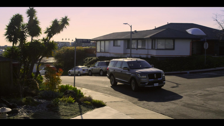 Lincoln Navigator Car in The Lincoln Lawyer S02E06 "Withdrawal" (2023) - 386952