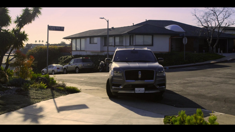 Lincoln Navigator Car in The Lincoln Lawyer S02E06 "Withdrawal" (2023) - 386954