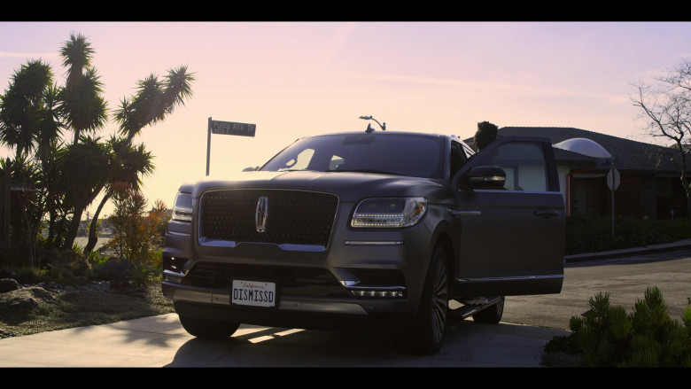 Lincoln Navigator Car in The Lincoln Lawyer S02E06 "Withdrawal" (2023) - 386961