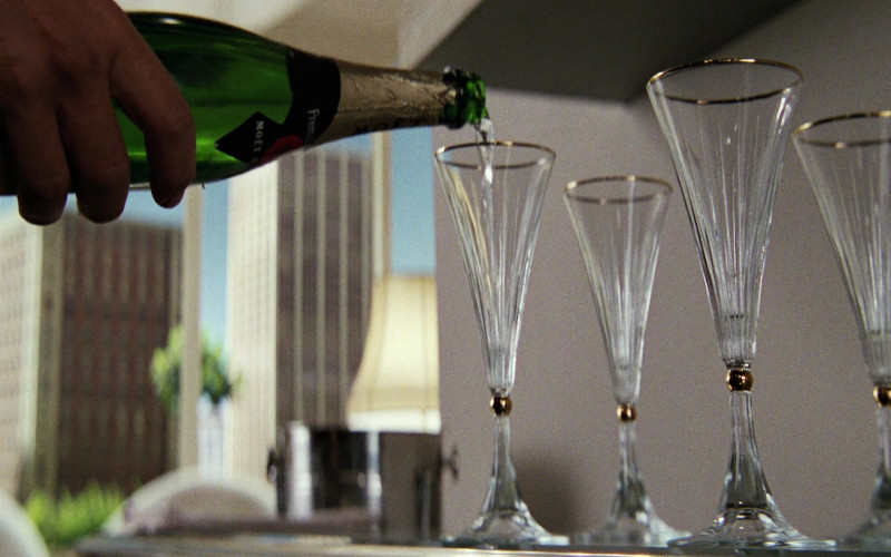 Moët & Chandon Champagne Bottles in Indiana Jones and the Last Crusade (1989)
