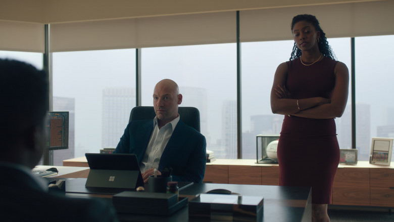 Microsoft Surface Tablets in Billions S07E03 "Winston Dick Energy" (2023) - 396332