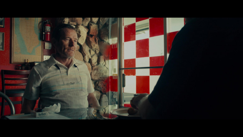 Marlboro Cigarettes of Bryan Cranston as Shannon in Drive (2011) - 390819