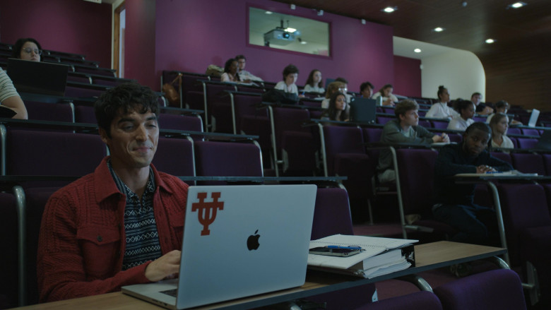 Apple MacBook Pro Laptop Used by Taylor Zakhar Perez as Alex Claremont-Diaz in Red, White & Royal Blue (2023) - 388836