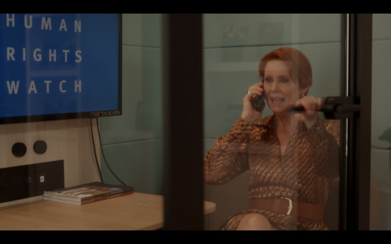 Narbutas Office Furniture and Human Rights Watch in And Just Like That... S02E09 "There Goes the Neighbourhood" (2023)
