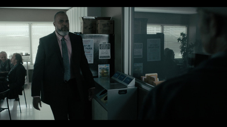 Nestle Coffee-Mate and Sugar in the Raw Boxes in Justified: City Primeval S01E07 "The Smoking Gun" (2023) - 395120