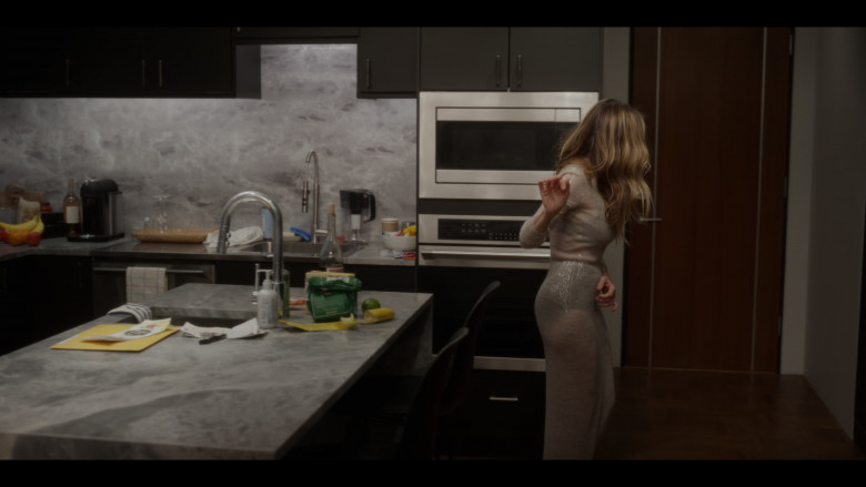 Nespresso Coffee Maker in And Just Like That... S02E09 "There Goes the Neighbourhood" (2023) - 388640