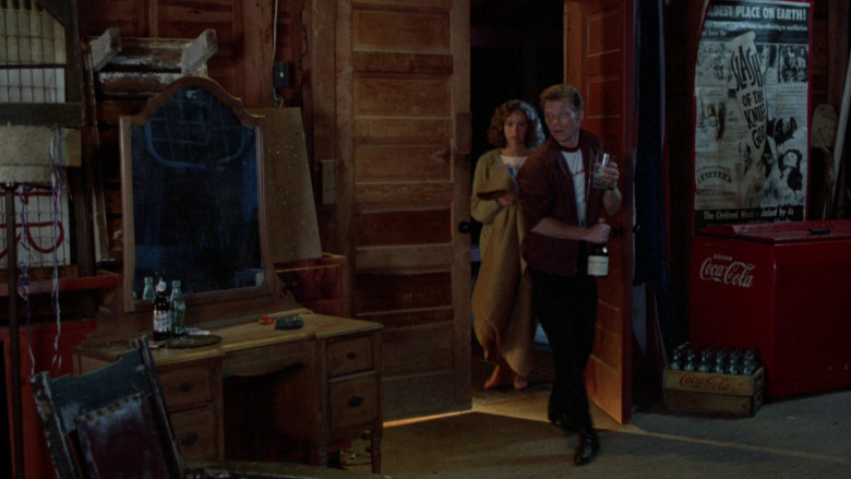 Coca-Cola Refrigerator and Bottle Box in Dirty Dancing (1987) - 390728