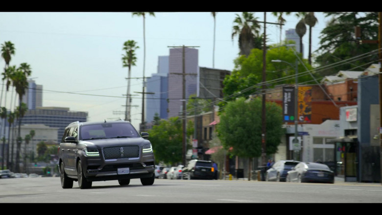 Lincoln Navigator Car in The Lincoln Lawyer S02E06 "Withdrawal" (2023) - 386965