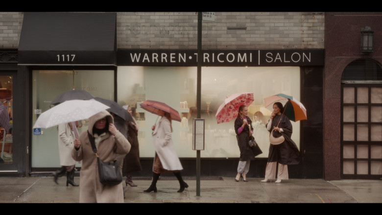 Warren Tricomi Luxury Hair Salon in And Just Like That... S02E08 "A Hundred Years Ago" (2023) - 387295
