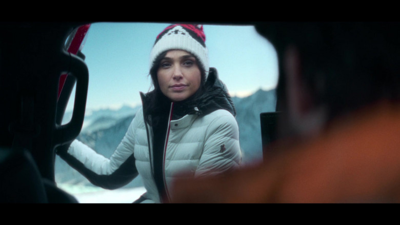 Moncler White Jacket Worn by Gal Gadot as Rachel Stone in Heart of Stone (2023) - 388763