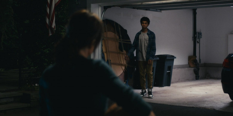 Nike Shoes of Jaden Michael as Mickey Bolitar in Harlan Coben's Shelter S01E03 "The Dirt Locker" (2023) - 392398