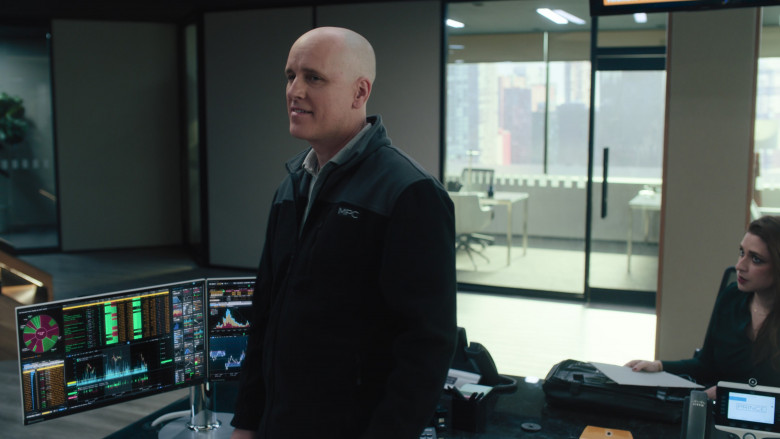 Cisco Phones and Bloomberg Terminals in Billions S07E01 "Tower of London" (2023) - 389119