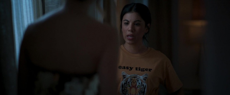 Easy Tiger T-Shirt Worn by Chrissie Fit as Chloe in The List (2023) - 394842
