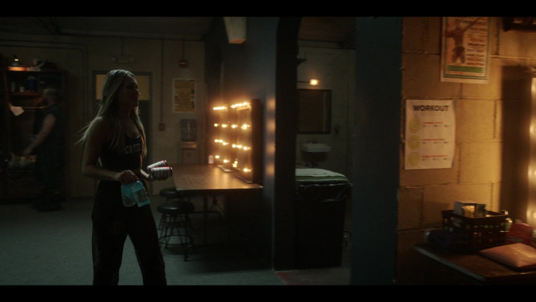 Gatorade Bottles and Budweiser Cans in Heels S02E05 "Who the Hell Is the Condamned?" (2023) - 396415