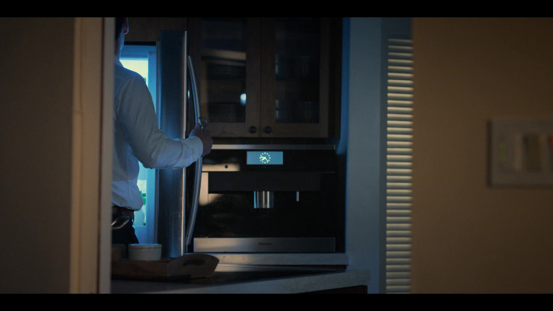 Miele Coffee Machine in The Lincoln Lawyer S02E09 "The Fifth Witness" (2023) - 387113
