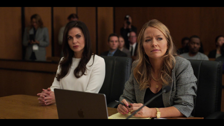 Apple MacBook Laptops in The Lincoln Lawyer S02E07 "Cui Bono" (2023) - 387012