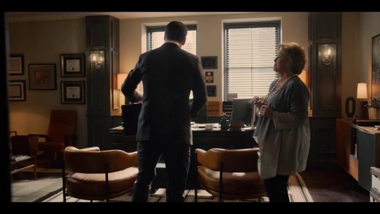 Dell Monitors in The Lincoln Lawyer S02E08 "Covenants and Stipulations" (2023) - 387063