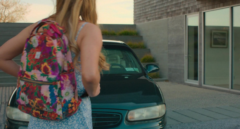 Herschel Floral Backpack of Jennifer Lawrence as Maddie Barker in No Hard Feelings (2023) - 387918