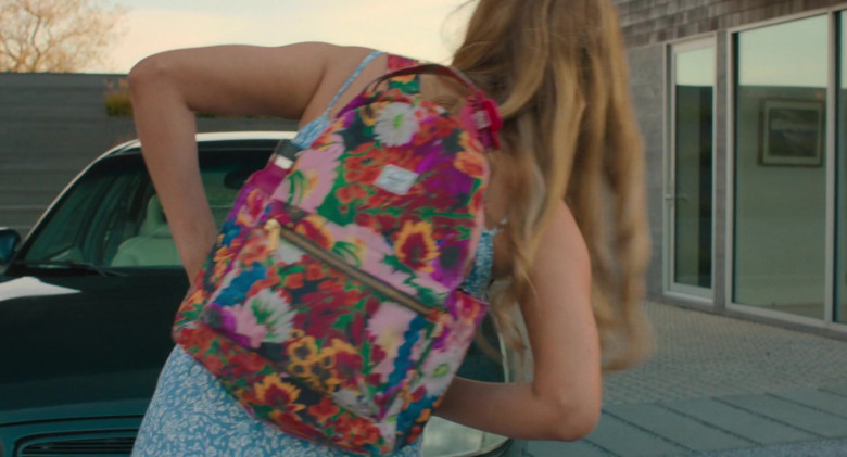 Herschel Floral Backpack of Jennifer Lawrence as Maddie Barker in No Hard Feelings (2023) - 387919