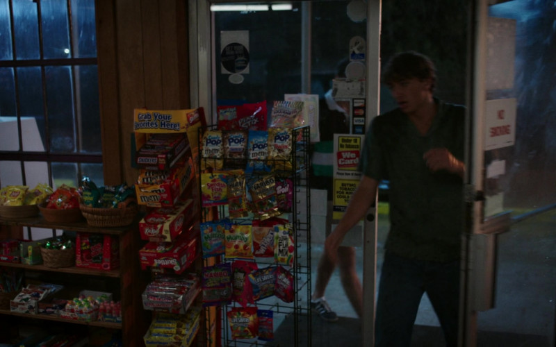 Pepsi, Lay's, Cheetos, Wise Snacks, Snickers, M&M's, Kit Kat, Skittles, 3 Musketeers, Butterfinger, Cookie Pop & Candy Pop, Swedish Fish, Haribo, Mamba, Twizzlers, Life Savers in The Summer I Turned Pretty S02E08 "Love Triangle" (2023)