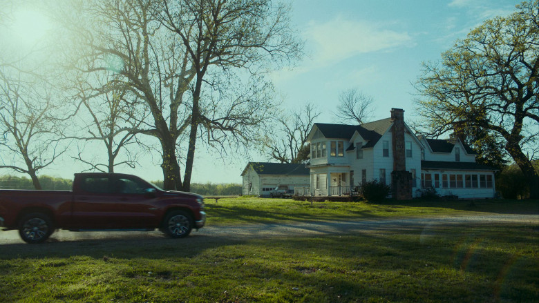 Chevrolet Silverado Red Car in Reservation Dogs S03E03 "Deer Lady" (2023) - 388247