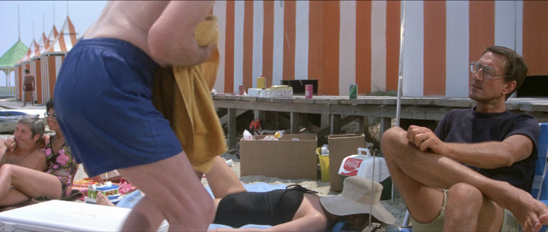 Coca-Cola, Tab and Fanta Drinks in Jaws (1975) - 394067