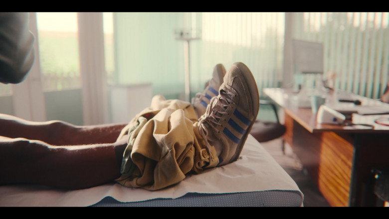 Adidas Shoes in Sex Education S04E03 (2023) - 404592