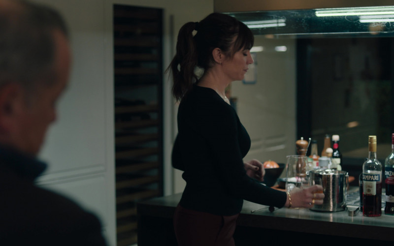 Campari Liqueur and Cinzano Vermouth Bottles in Billions S07E06 "The Man in the Olive Drab T-Shirt" (2023)