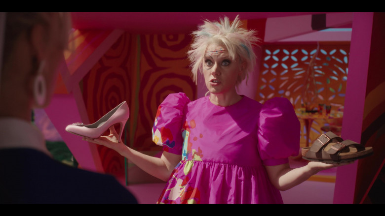 Birkenstock Sandals Held by Kate McKinnon as Weird Barbie in Barbie (2023) - 400354
