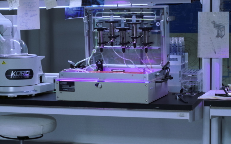 MakerBot SKETCH 3D Printer in Blue Beetle (2023)