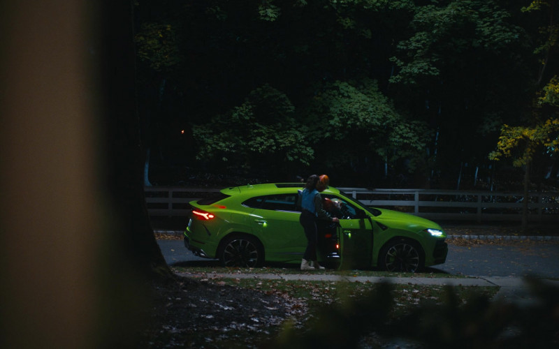 Lamborghini Urus Car in Harlan Coben's Shelter S01E08 "Found" (2023)