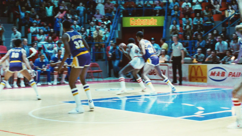 Gatorade and McDonald's in Winning Time: The Rise of the Lakers Dynasty S02E06 "Beat L.A." (2023) - 401429