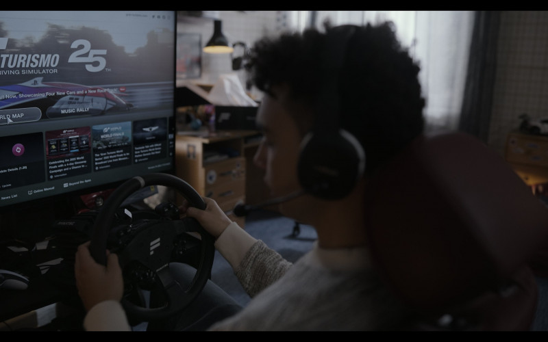Sony PlayStation Controller and Fanatec Steering Wheel in Gran Turismo (2023)