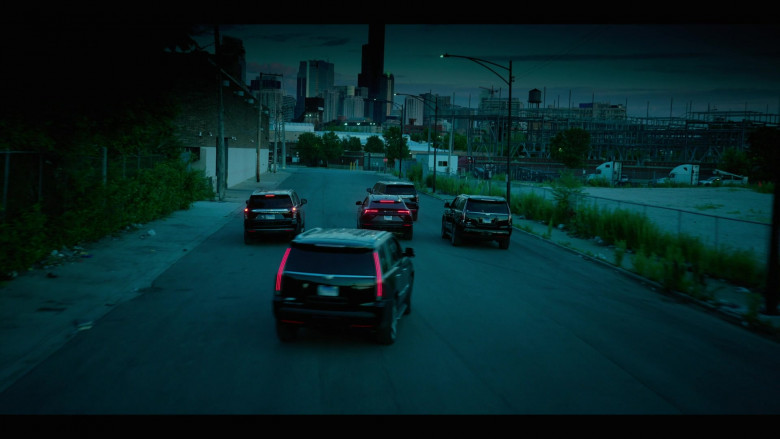 Chevrolet and Cadillac SUVs in Power Book IV: Force S02E03 "War & Ice Cream" (2023) - 402808