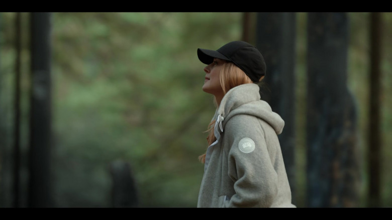 Canada Goose Hoodie Worn by Alexandra Breckenridge as Melinda "Mel" Monroe in Virgin River S05E09 "Angel's Peak" (2023) - 399136