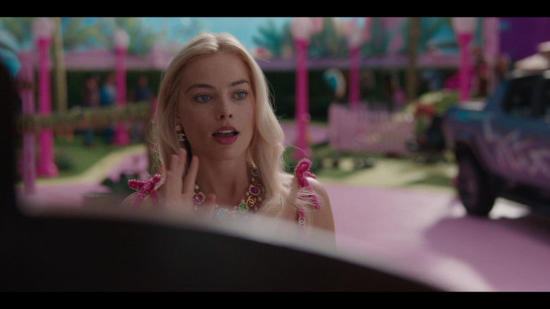 Chanel Earrings and Necklace Worn by Margot Robbie in Barbie (2023) - 400404