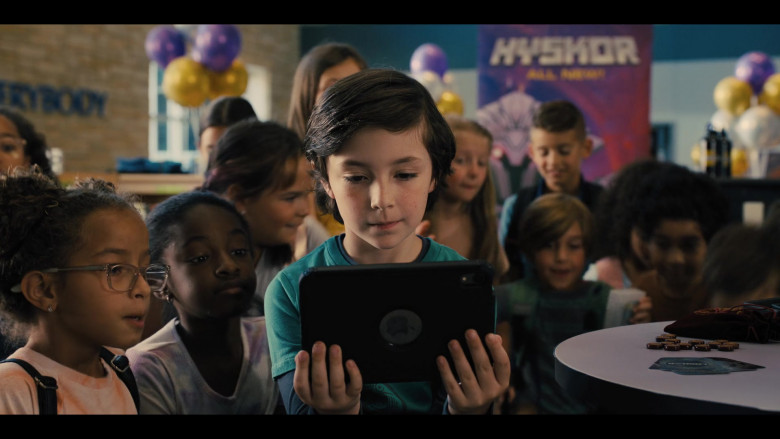 Apple iPad Tablet in Spy Kids: Armageddon (2023) - 405148