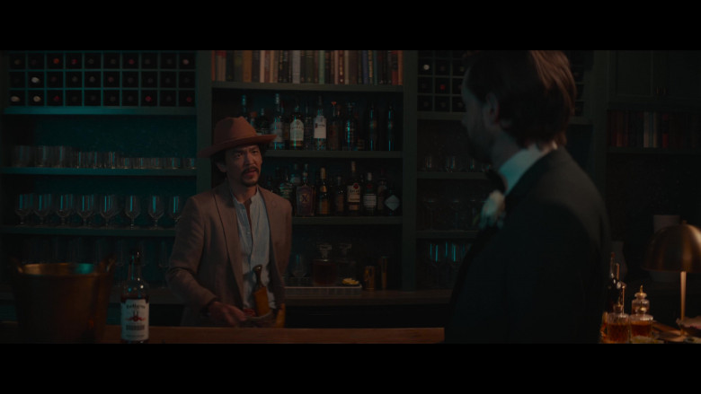 Shackleton Whisky, Ketel One, Tito's Vodka, Tullamore Dew, Bacardi Rum, Tanqueray and Hendrick's Gin in The Afterparty S02E10 "Vivian and Zoë" (2023) - 398345